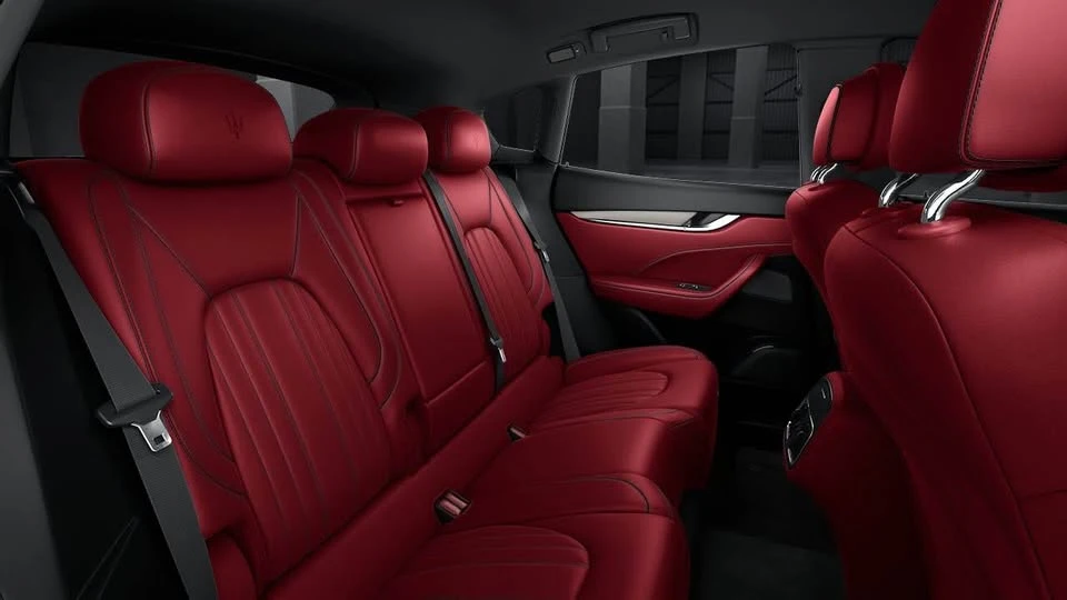 2018 Maserati Levante - Image 6 of 10