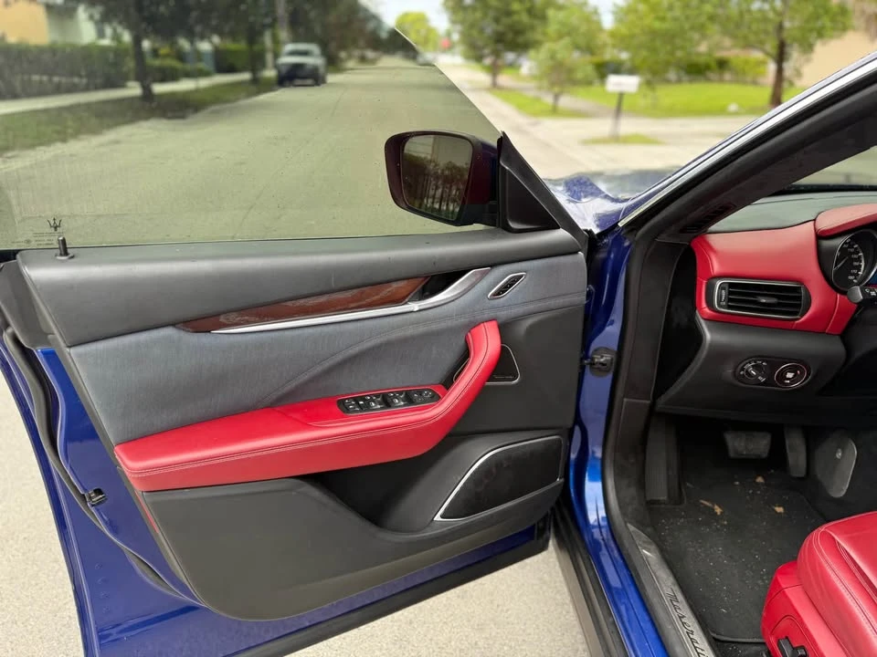 2018 Maserati Levante - Image 7 of 14