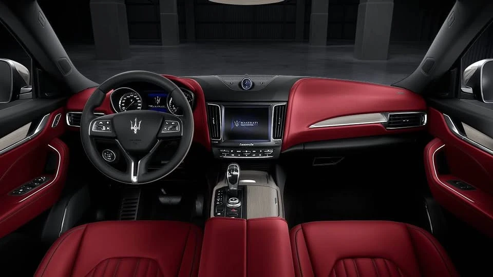 2018 Maserati Levante - Image 5 of 10