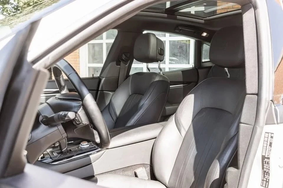 2018 Maserati Levante - Image 5 of 20