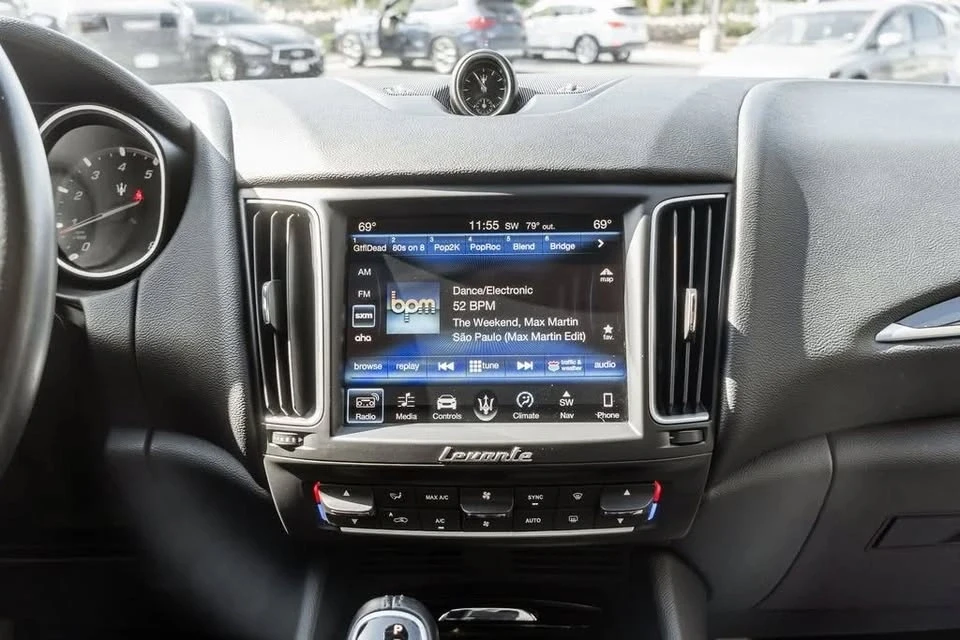 2018 Maserati Levante - Image 10 of 20