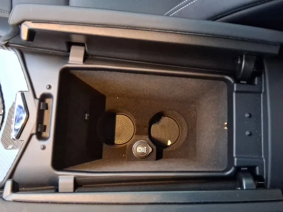 2018 Maserati Levante - Image 12 of 20