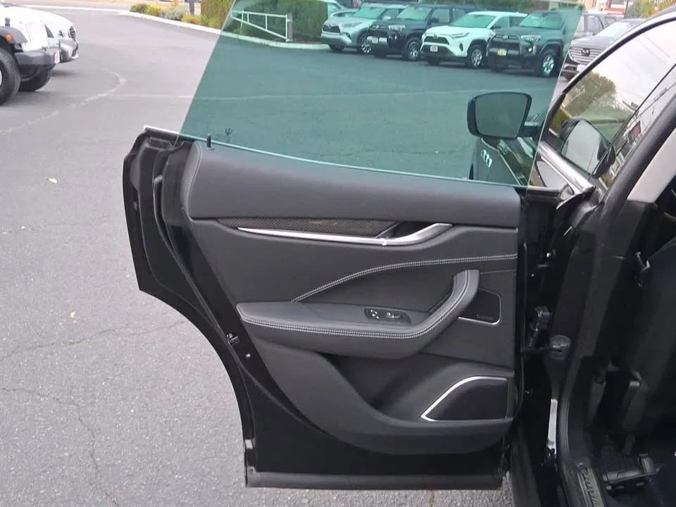 2018 Maserati Levante - Image 15 of 20