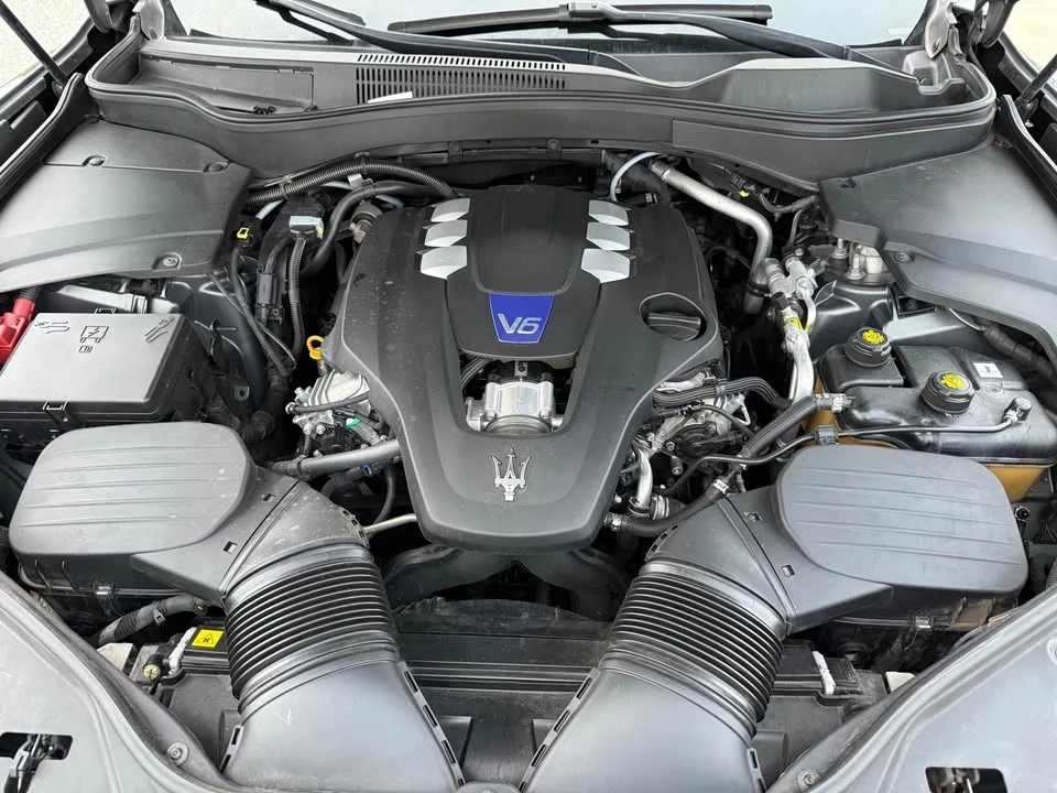 2018 Maserati Levante - Image 12 of 13