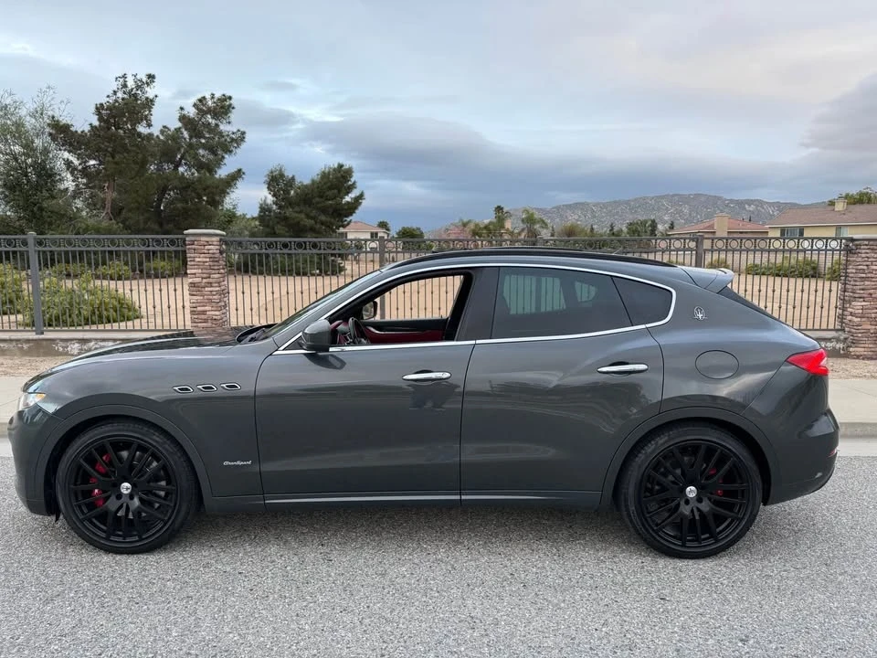 2018 Maserati Levante - Image 2 of 13