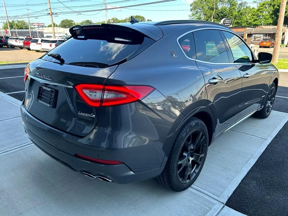 2018 Maserati Levante - Image 15 of 20
