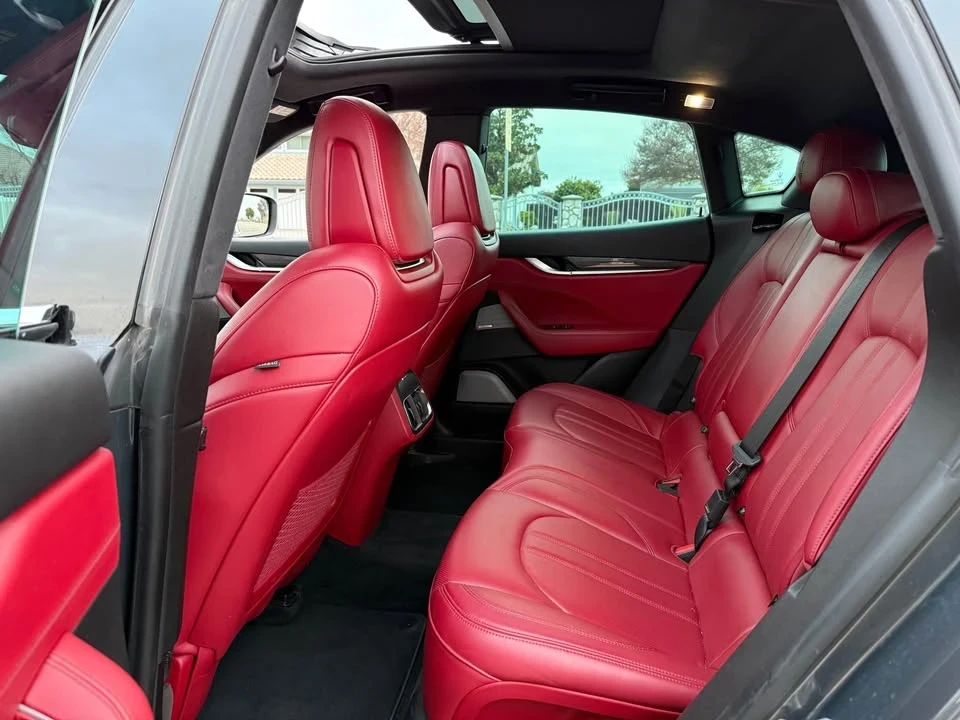 2018 Maserati Levante - Image 9 of 13
