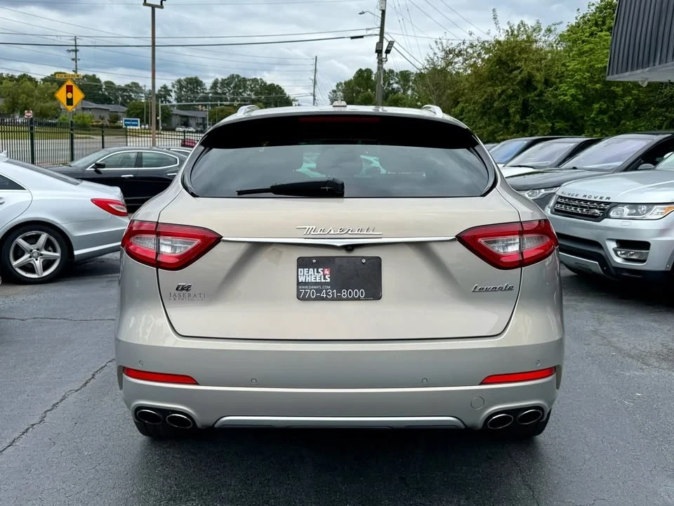 2018 Maserati Levante - Image 9 of 20