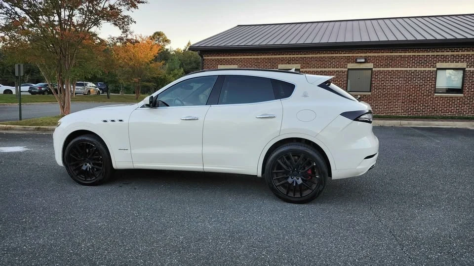 2018 Maserati Levante - Image 5 of 19