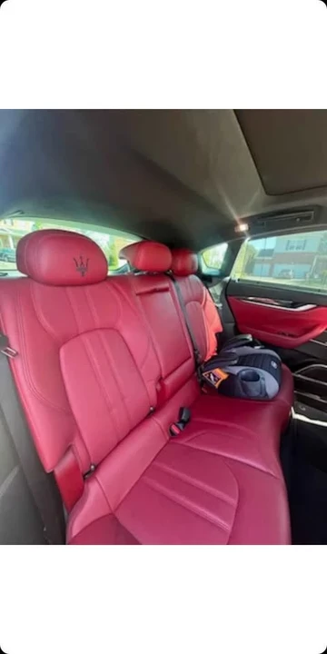 2018 Maserati Levante - Image 6 of 10