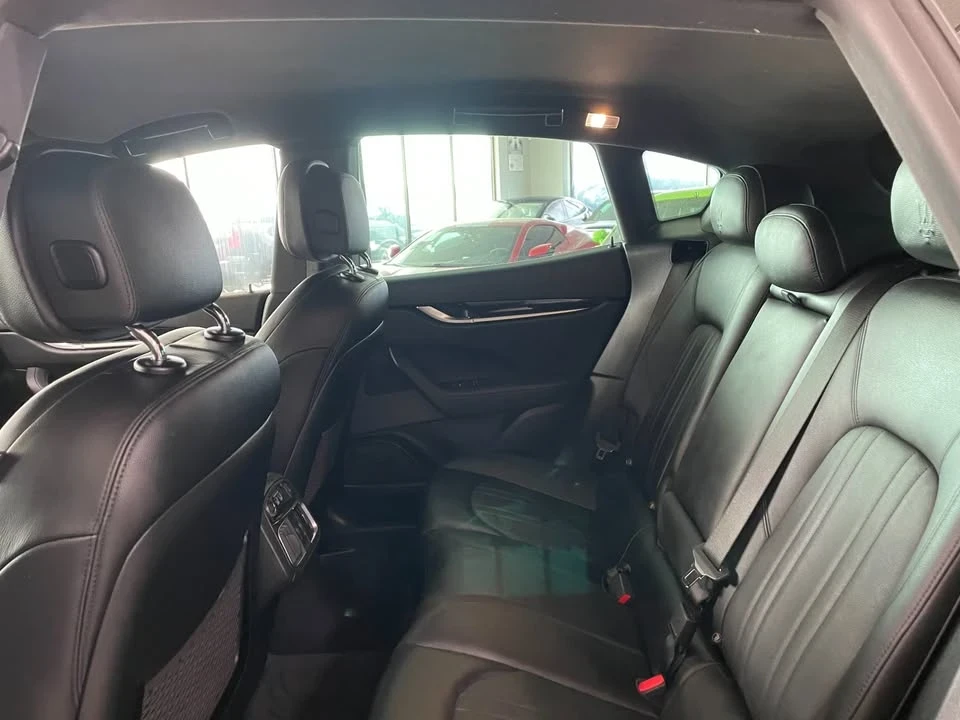 2018 Maserati Levante - Image 13 of 19