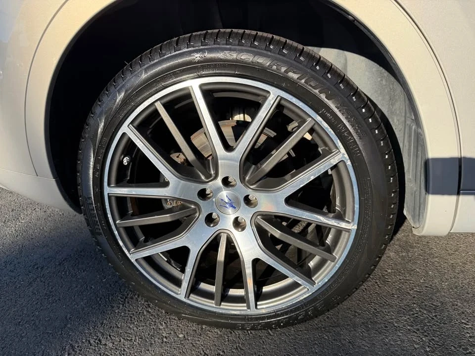 2018 Maserati Levante - Image 3 of 11