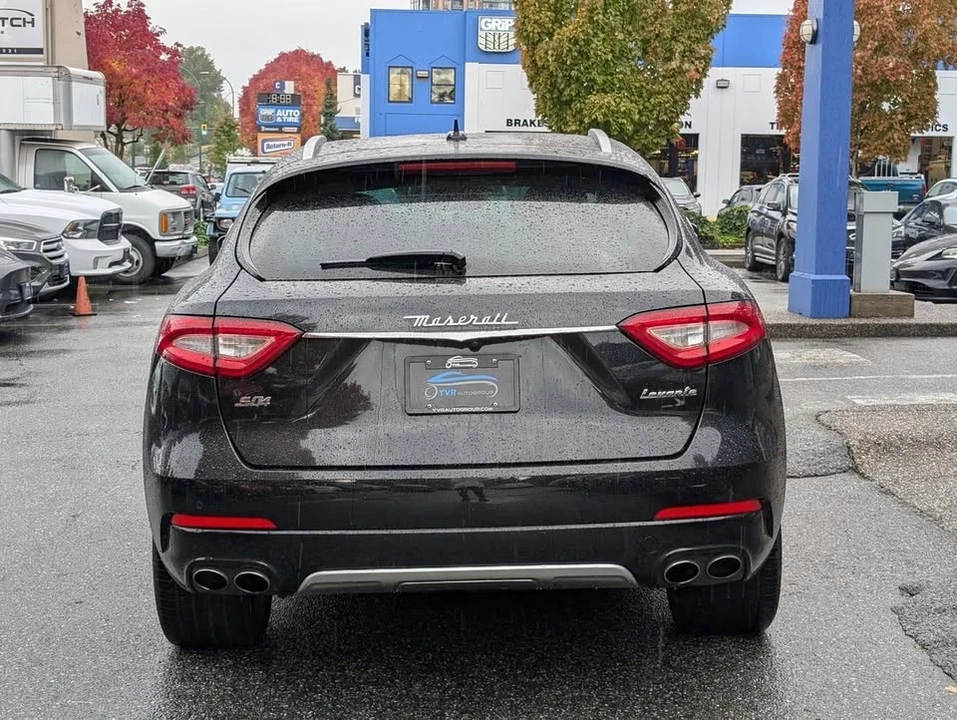 2018 Maserati Levante - Image 8 of 20