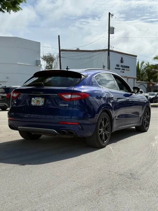 2018 Maserati Levante - Image 7 of 16