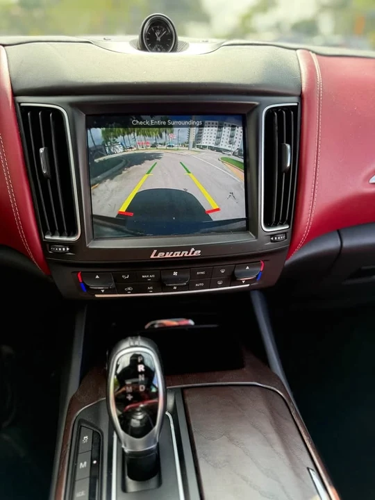 2018 Maserati Levante - Image 15 of 16