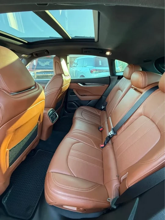 2018 Maserati Levante - Image 7 of 11