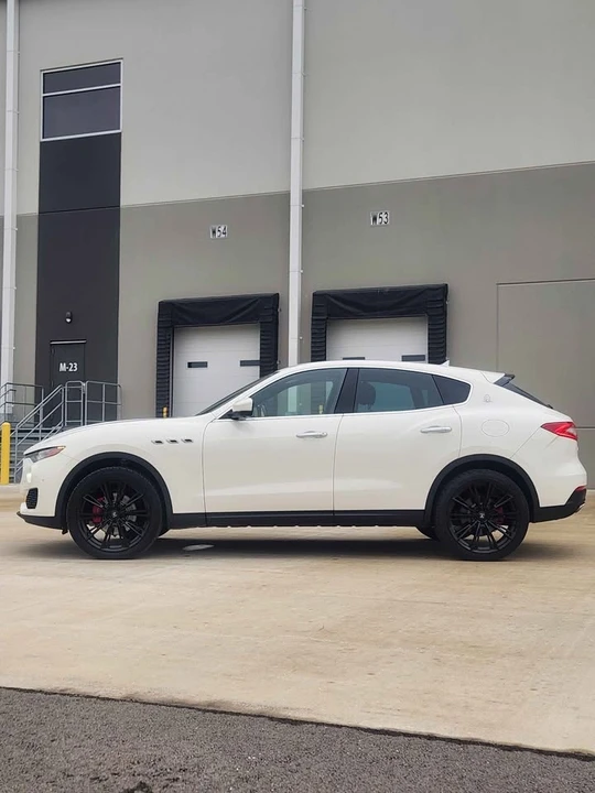 2018 Maserati Levante - Image 2 of 20