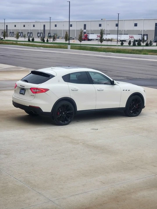 2018 Maserati Levante - Image 12 of 20