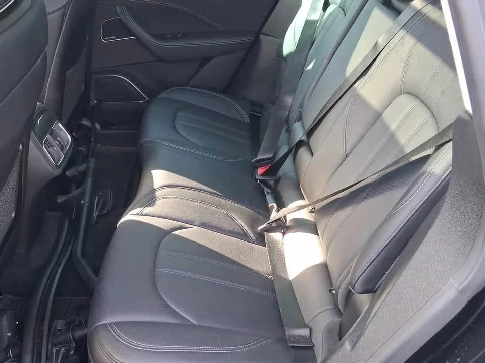 2018 Maserati Levante - Image 15 of 17