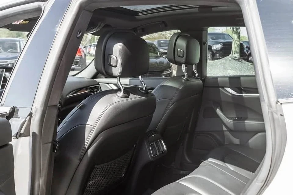2018 Maserati Levante - Image 18 of 19
