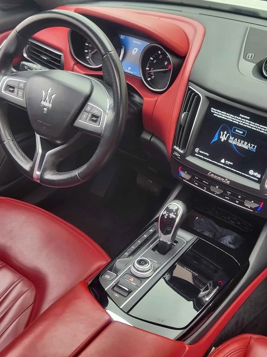2018 Maserati Levante - Image 16 of 20