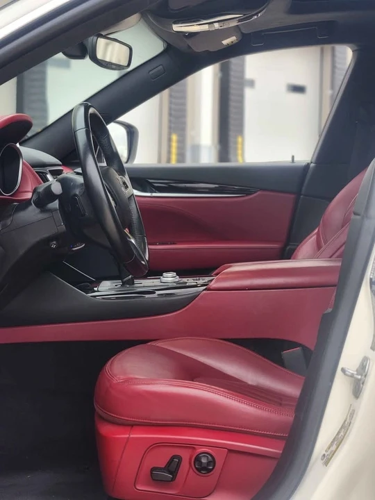 2018 Maserati Levante - Image 15 of 20