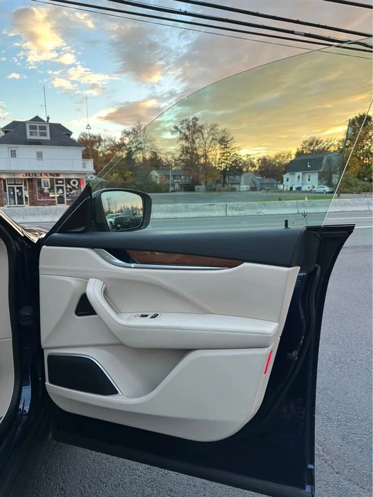 2018 Maserati Levante - Image 12 of 13