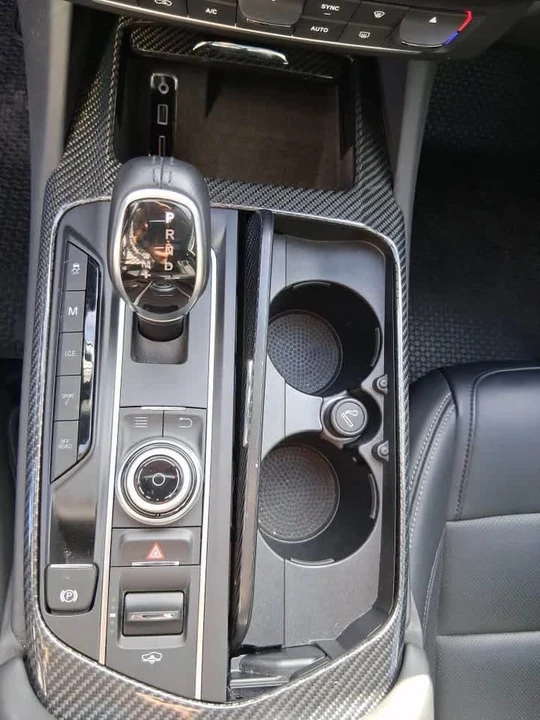 2018 Maserati Levante - Image 11 of 17
