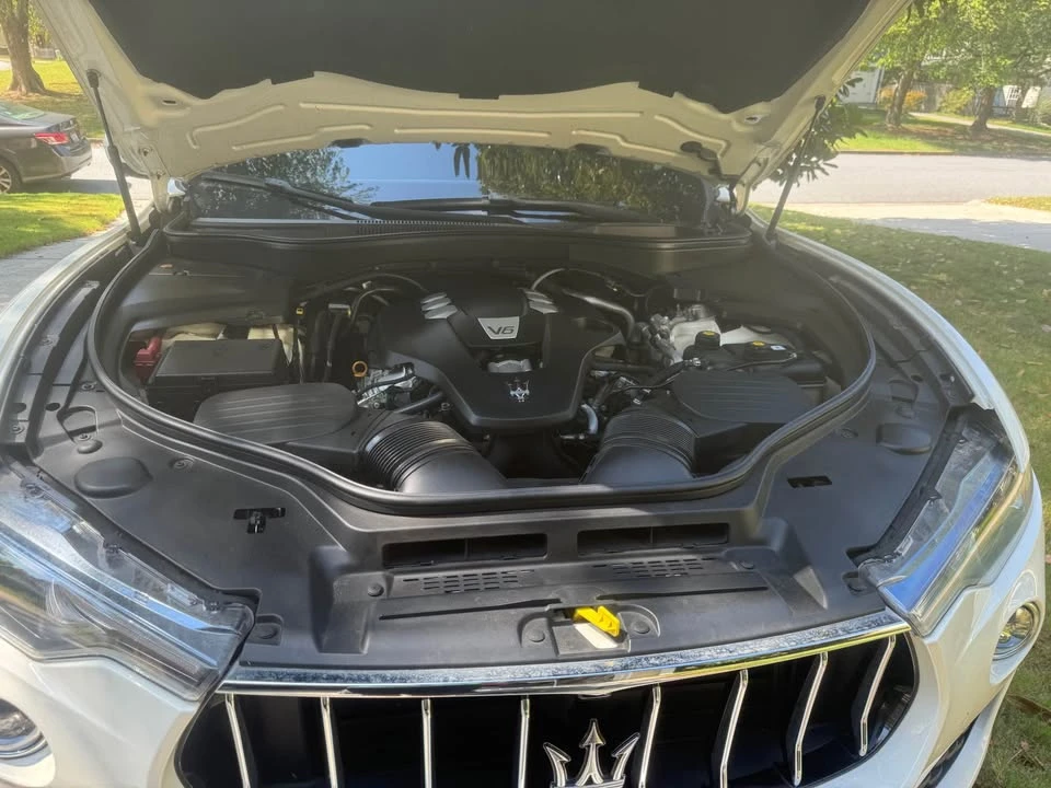 2018 Maserati Levante - Image 13 of 18