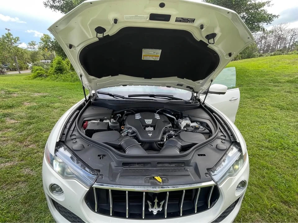 2018 Maserati Levante - Image 6 of 12