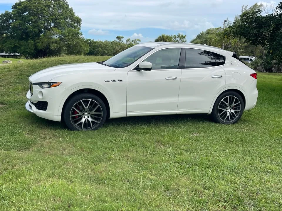 2018 Maserati Levante - Image 2 of 12
