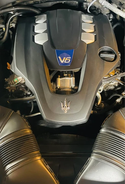 2018 Maserati Levante - Image 5 of 11