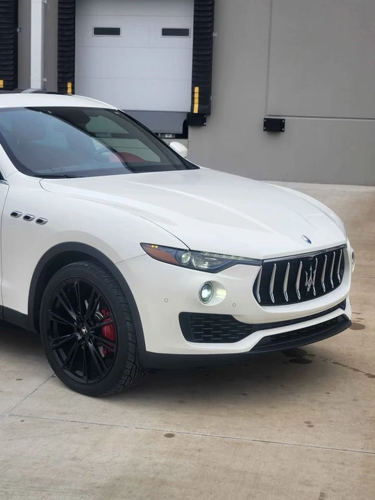 2018 Maserati Levante - Image 9 of 18