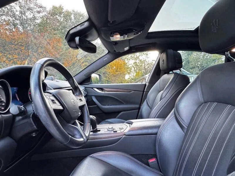 2018 Maserati Levante - Image 8 of 16