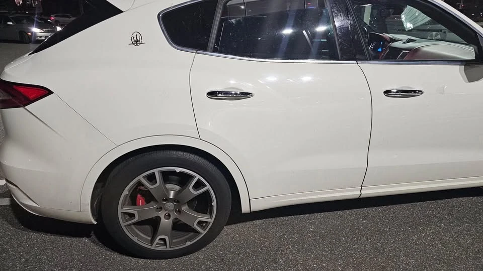 2018 Maserati Levante - Image 2 of 5