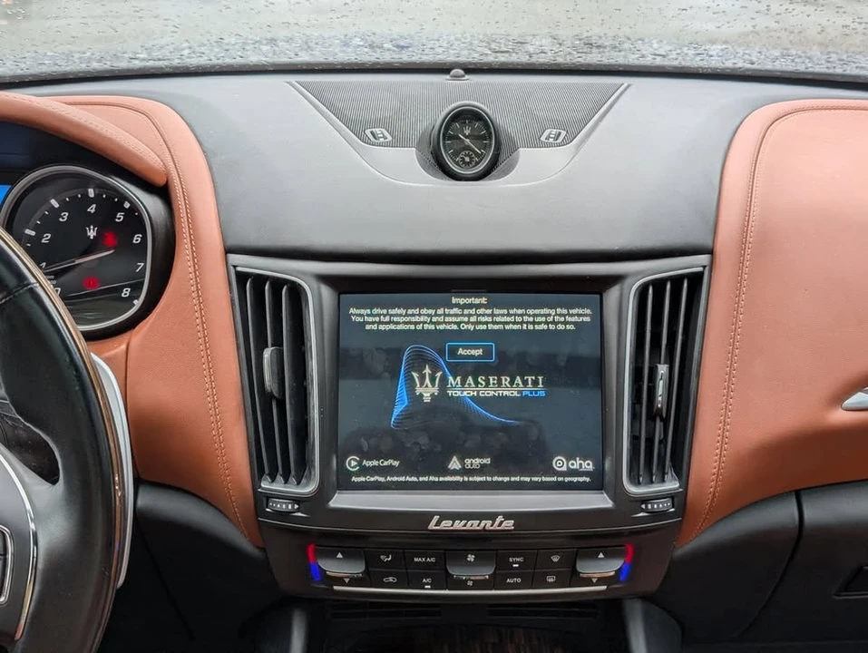 2018 Maserati Levante - Image 11 of 20