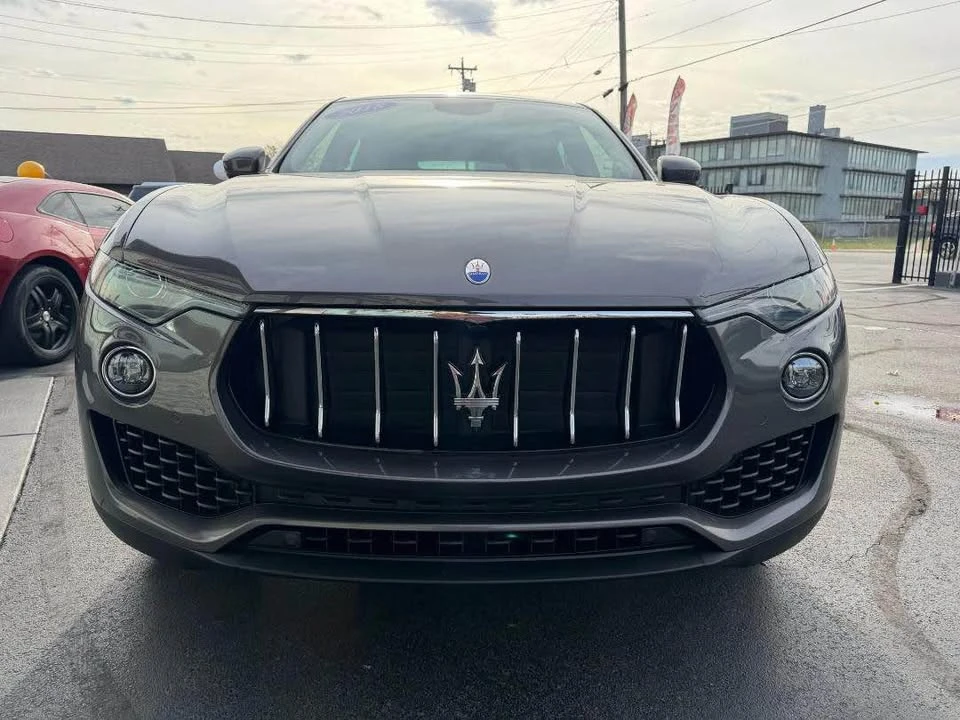 2018 Maserati Levante - Image 2 of 13
