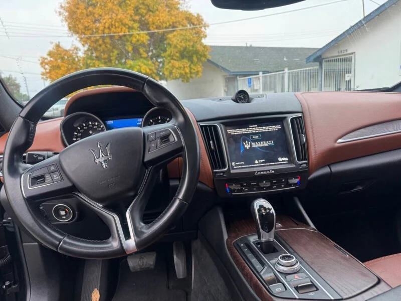 2018 Maserati Levante - Image 8 of 20