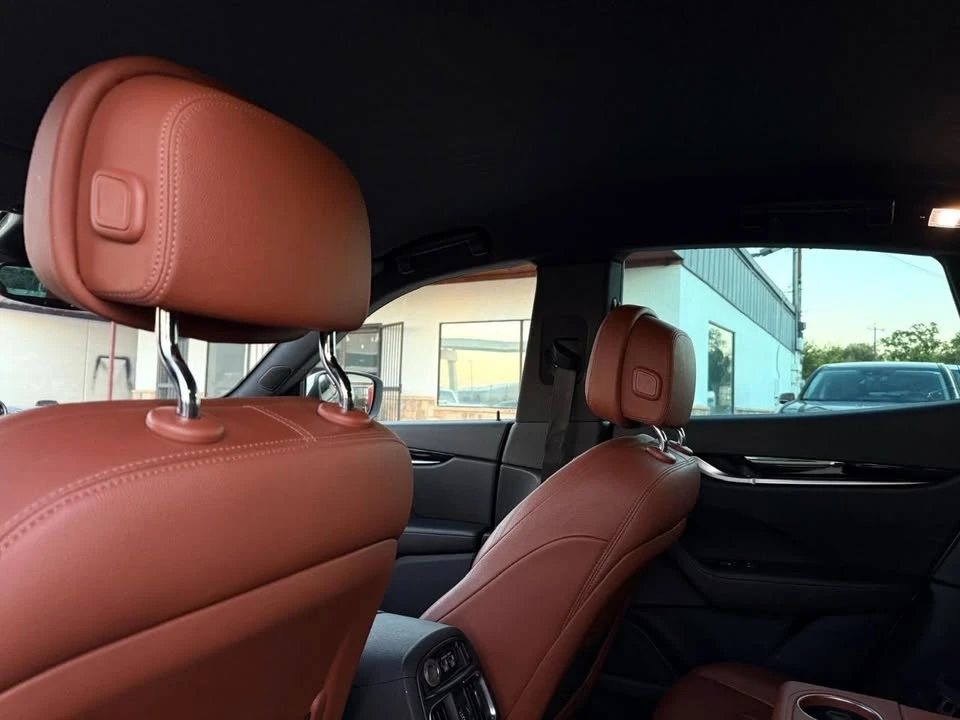 2018 Maserati Levante - Image 16 of 20