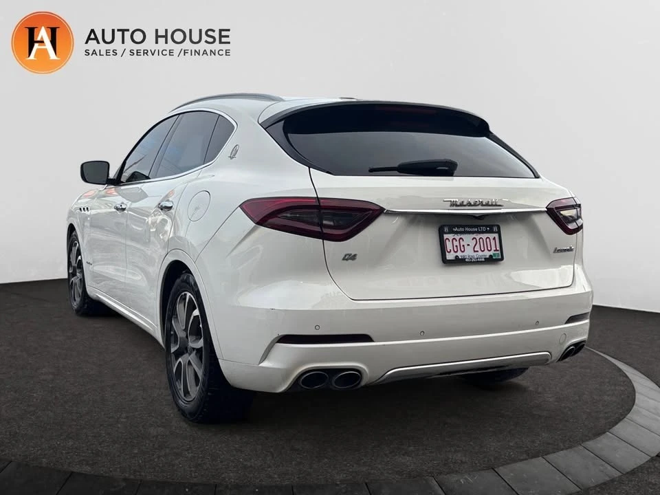 2018 Maserati Levante - Image 3 of 17