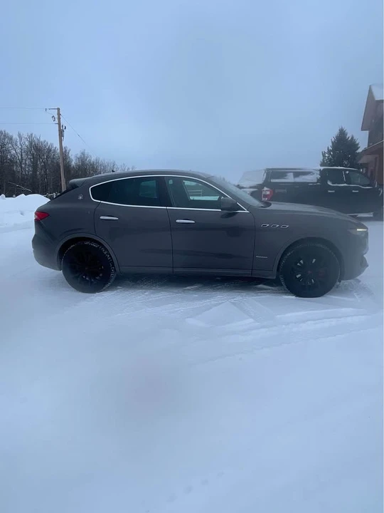 2018 Maserati Levante - Image 2 of 20