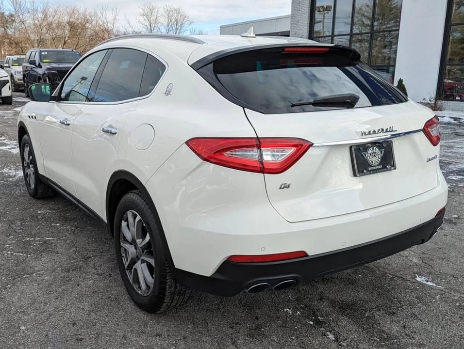 2018 Maserati Levante - Image 7 of 19
