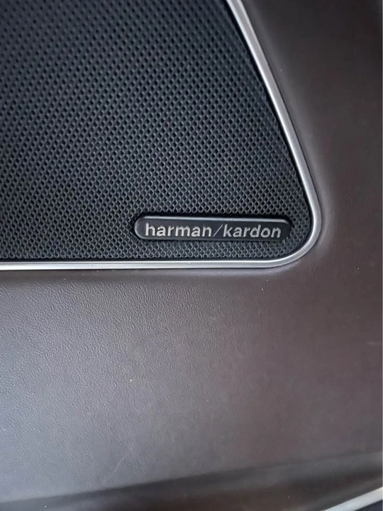 2018 Maserati Levante - Image 11 of 20