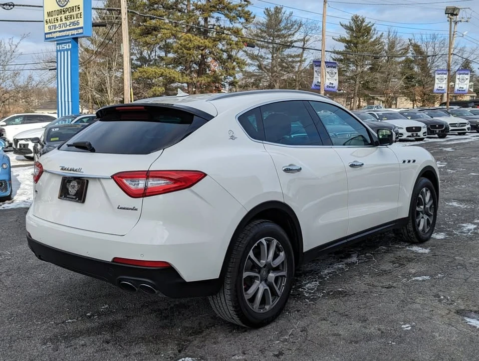2018 Maserati Levante - Image 5 of 19