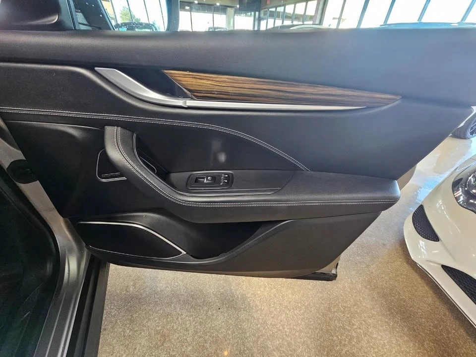 2018 Maserati Levante - Image 9 of 20