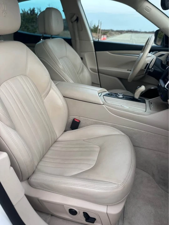 2018 Maserati Levante - Image 11 of 16