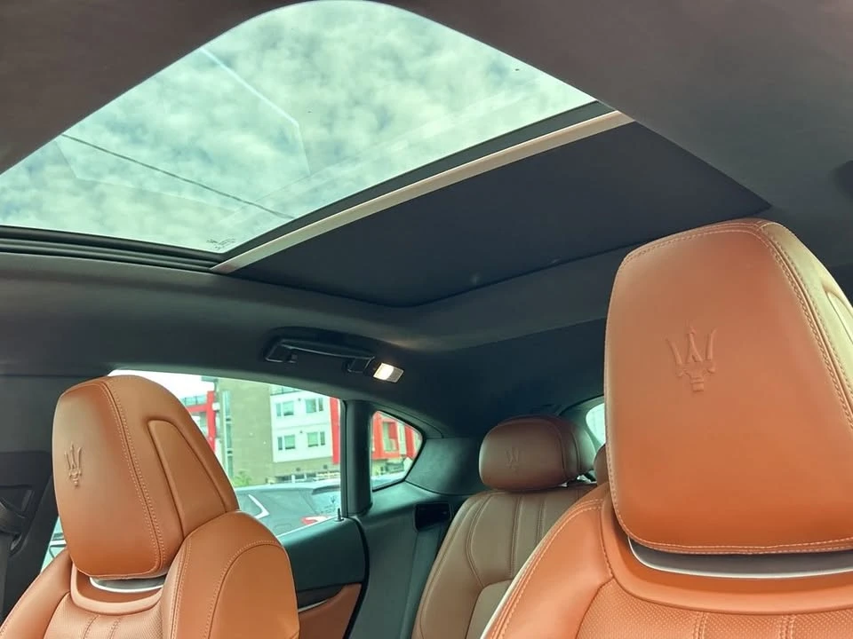 2018 Maserati Levante - Image 11 of 19
