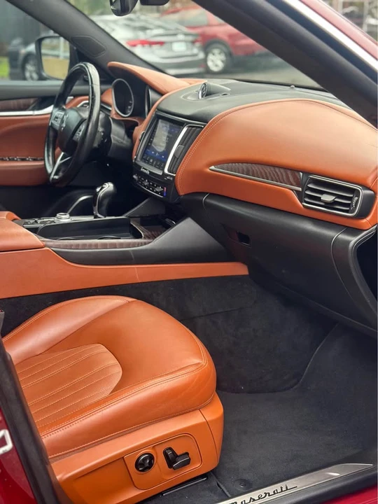 2018 Maserati Levante - Image 15 of 18