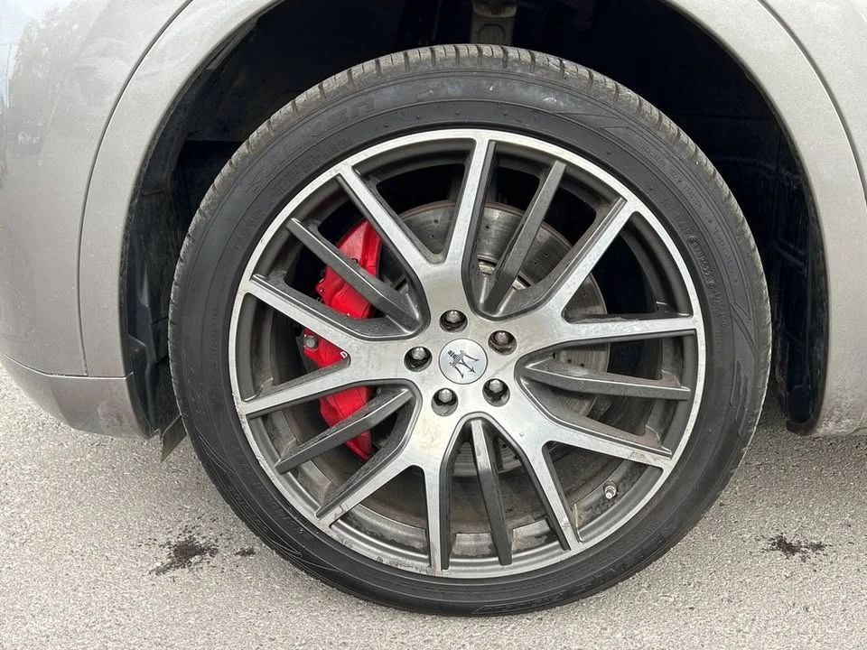 2018 Maserati Levante - Image 7 of 19