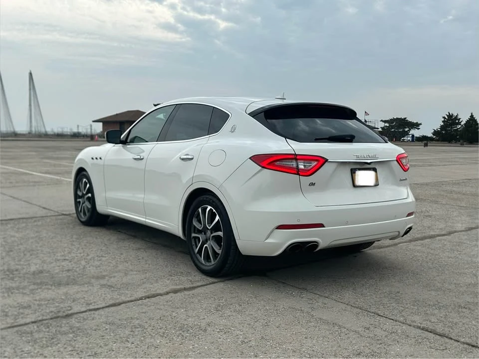 2018 Maserati Levante - Image 5 of 16